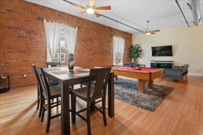 Top Floor Loft In Downtown Indianapolis!!!